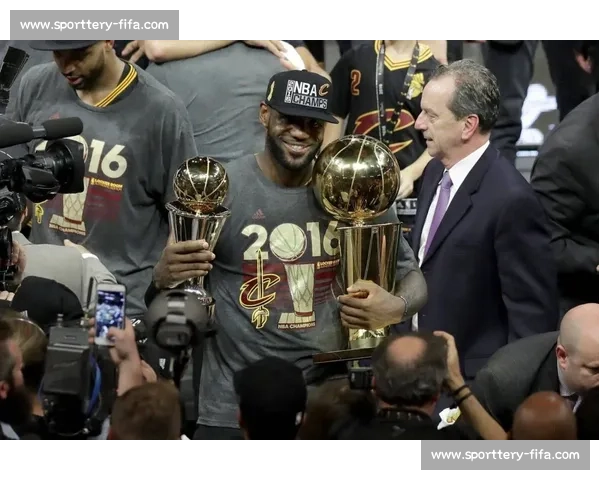 詹姆斯：北京奥运救赎之旅，胸前国旗承载国家荣耀