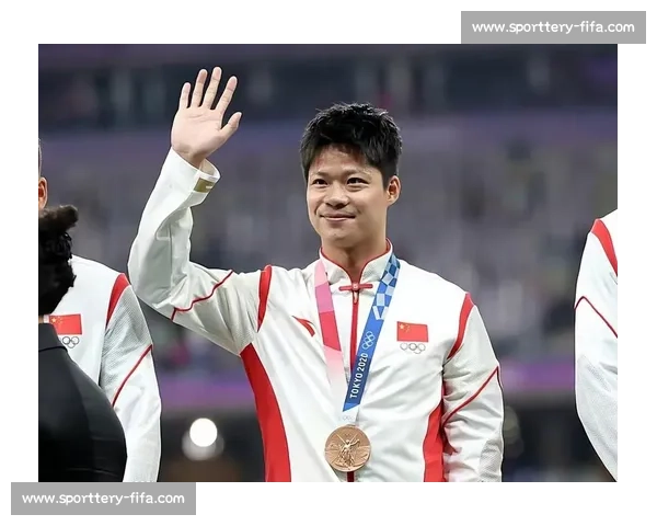 苏炳添领衔青岛田径赛,林雨薇 100 米栏首秀夺冠 苏炳添领衔青岛田径赛,林雨薇 100 米栏首秀夺冠