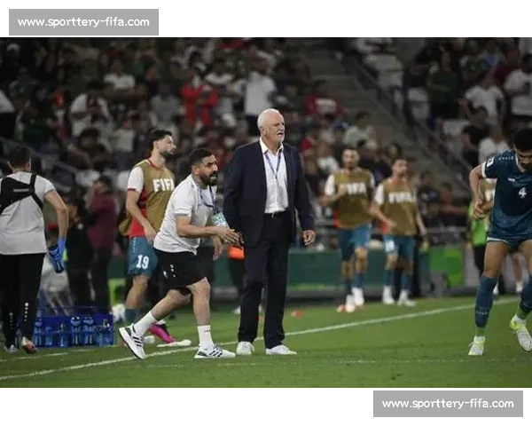 澳籍主帅阿诺德因以伊冲突滞留伊拉克 巴格达机场关闭陷困局